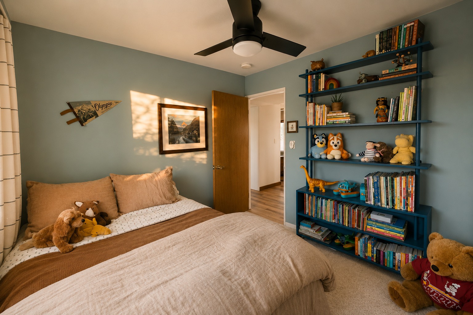 Bedroom, closet