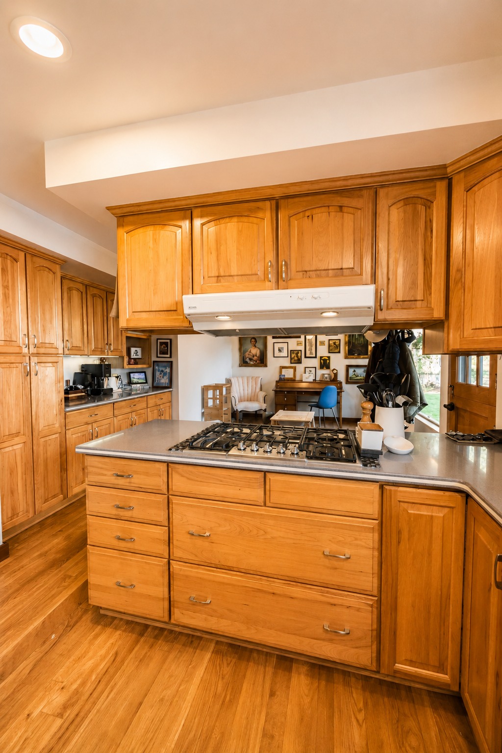 Kitchen island and gas cooktop