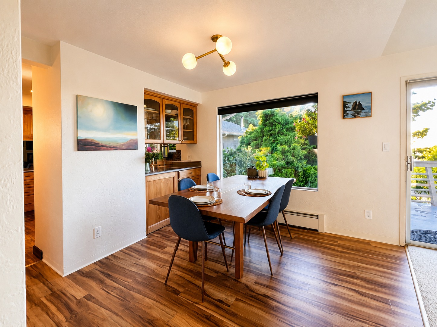 Dining nook