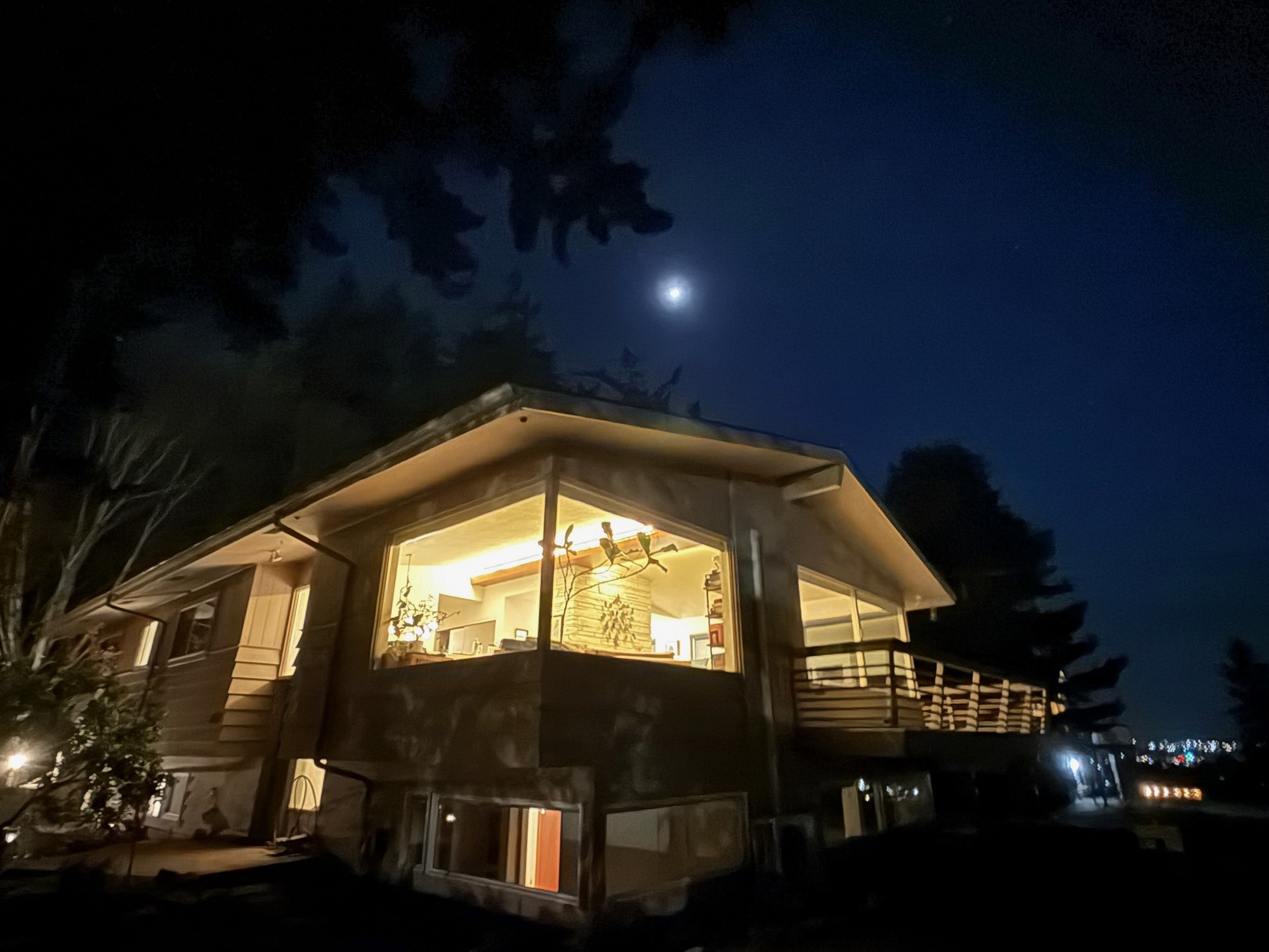 Moonrise over the house